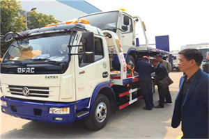 南京西路汽车道路救援拖车价格